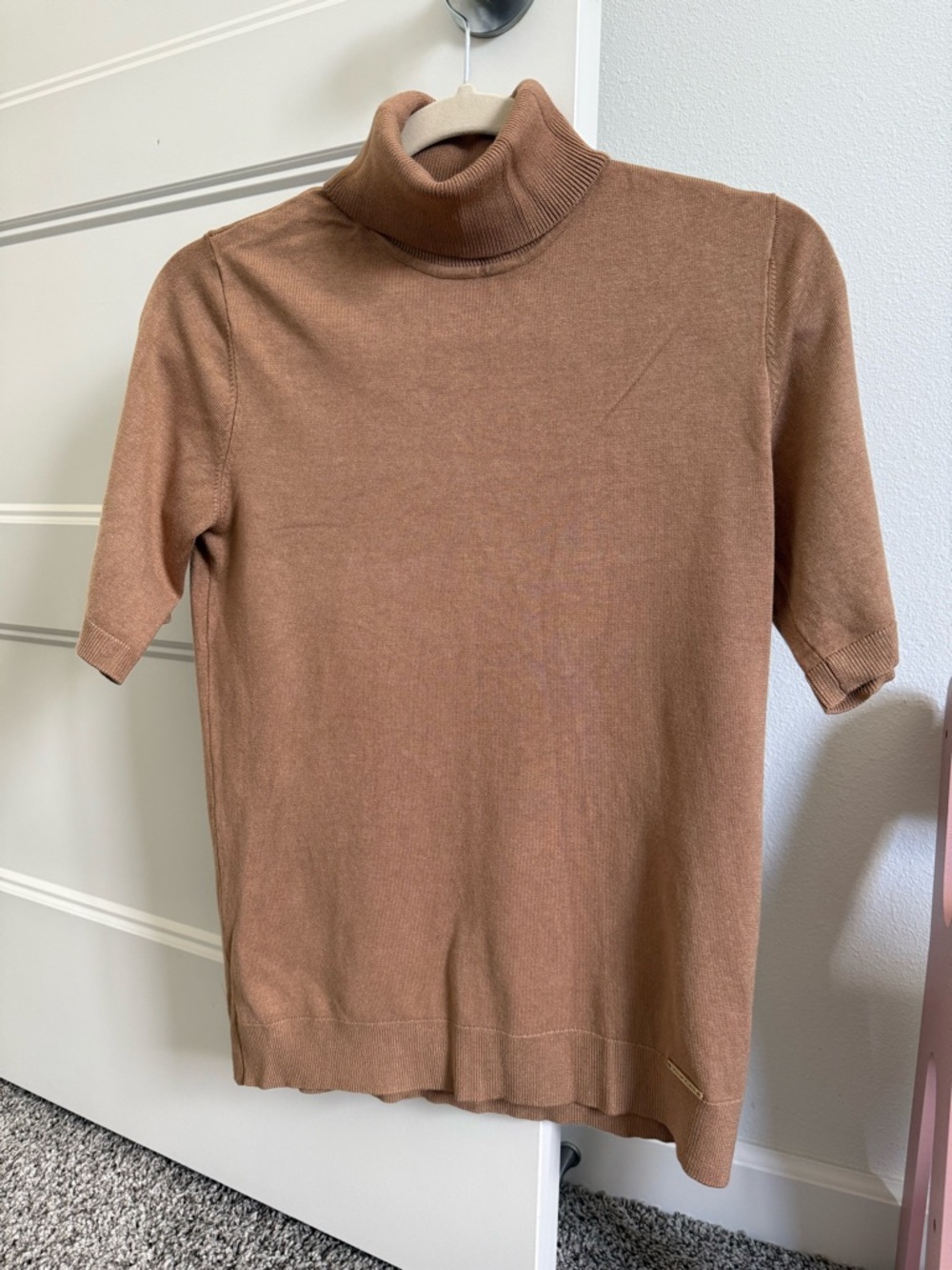Anne Klein Short Sleeve Turtleneck Sweater in Camel Brown